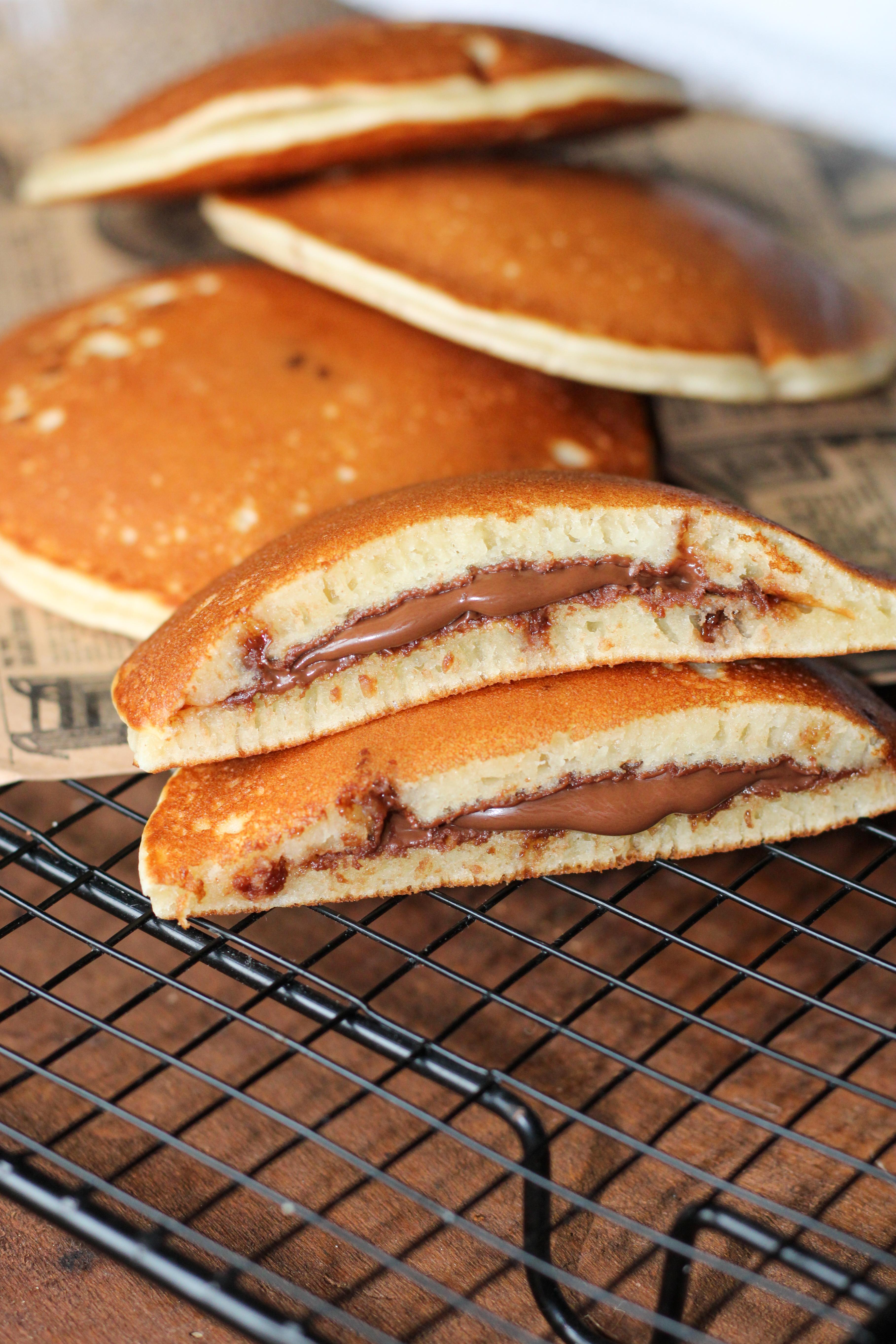 Pancakes fourrés au chocolat